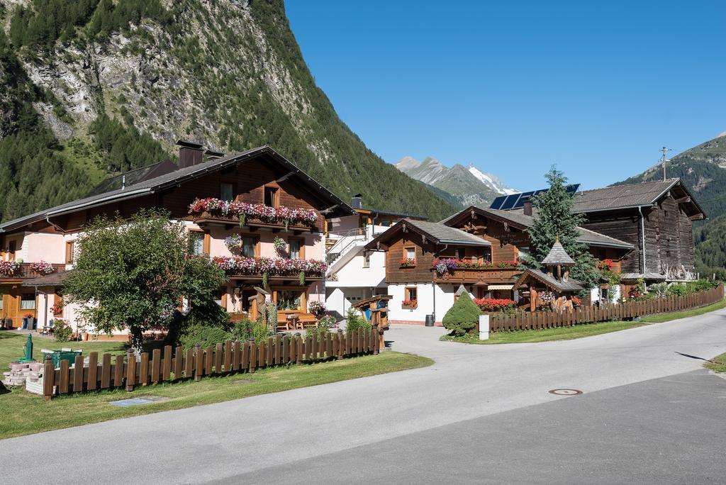 Landhaus Lackner Heiligenblut Exterior foto